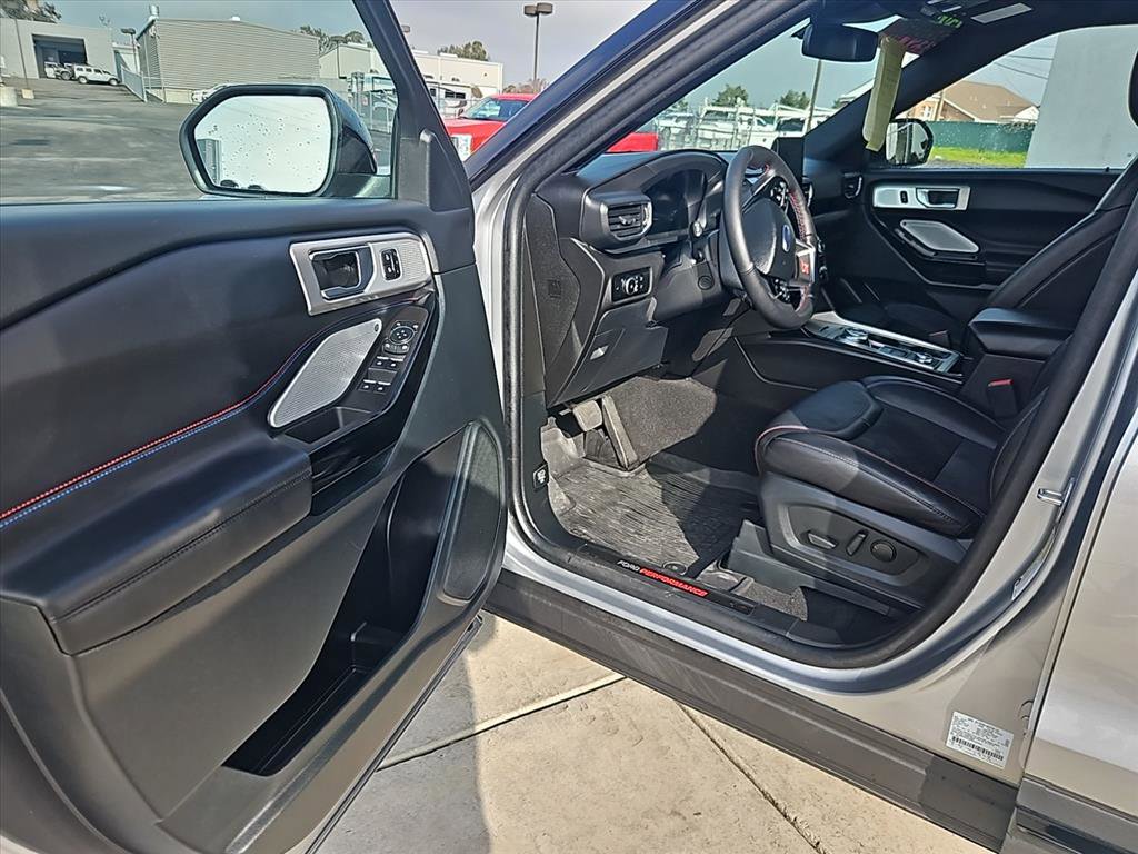 Used 2024 Ford Explorer ST w/ Equipment Group 401A AWD/4WD image 16