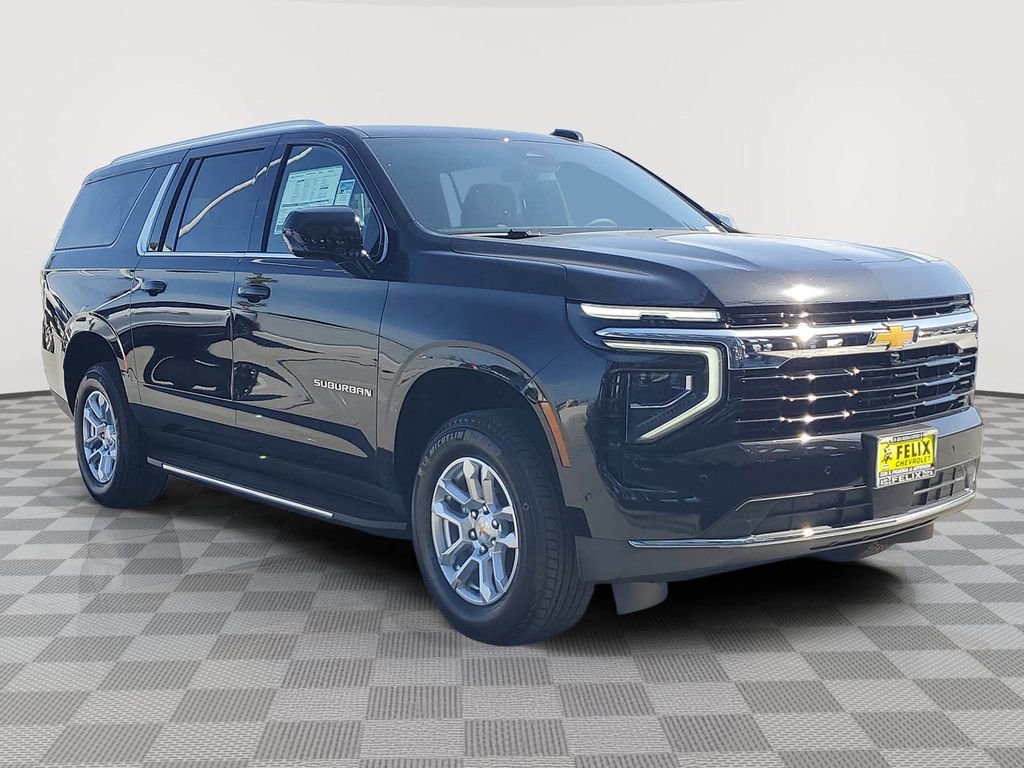 New 2026 Chevrolet Suburban LS image 2