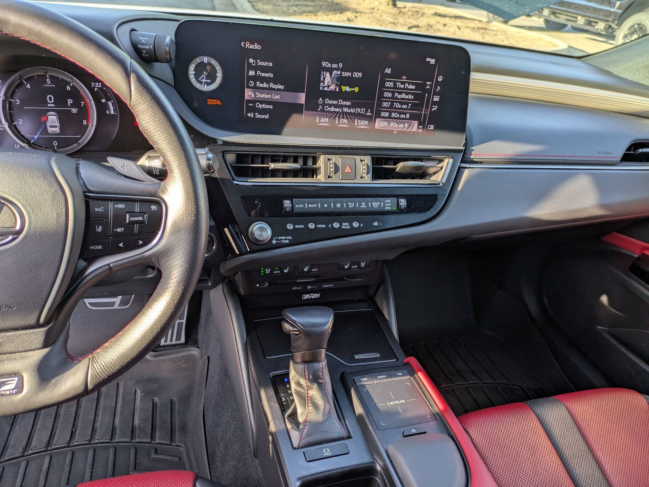 Used 2022 Lexus ES 350 F Sport w/ Accessory Package 2 FWD image 22