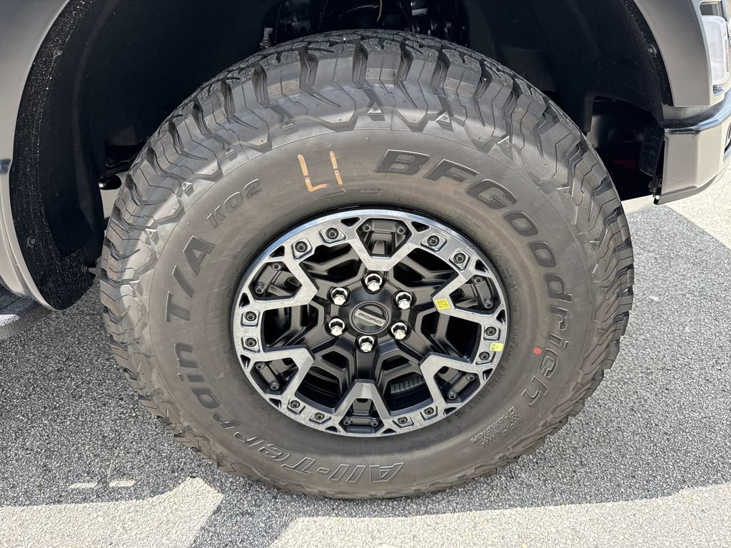 New 2026 Ford F150 Raptor w/ Equipment Group 803A Raptor R AWD/4WD image 11