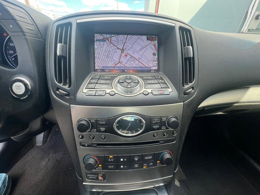 Used 2011 INFINITI G25 x w/ Moonroof Pkg image 10