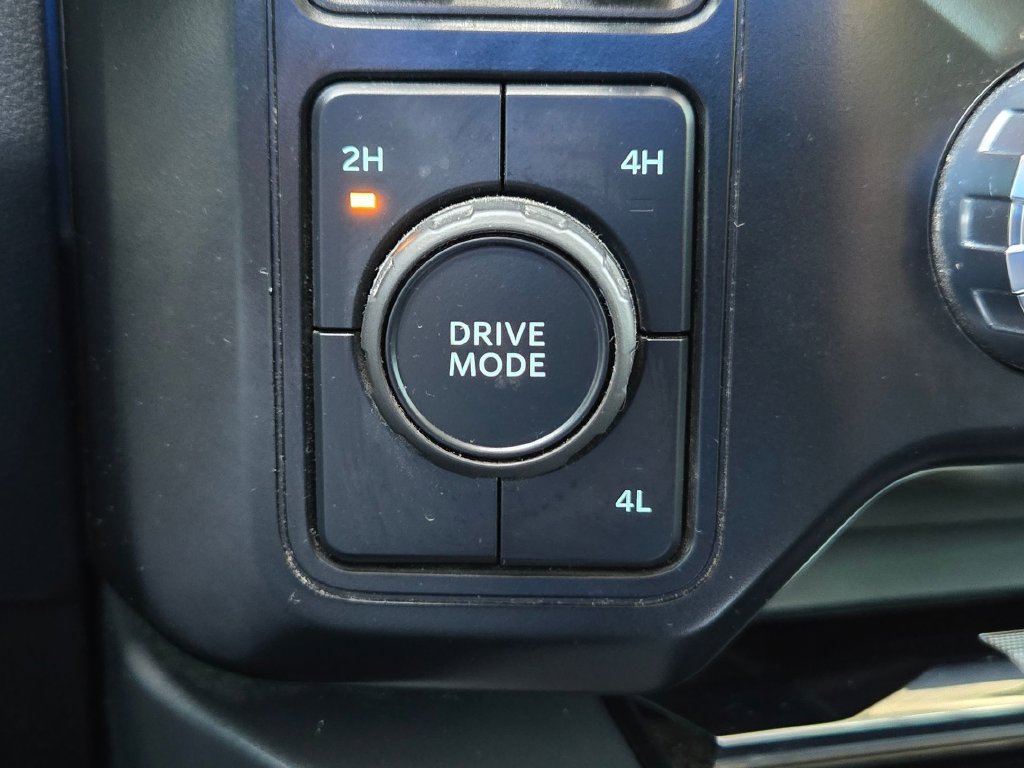 Used 2024 Ford F250 Lariat AWD/4WD image 21