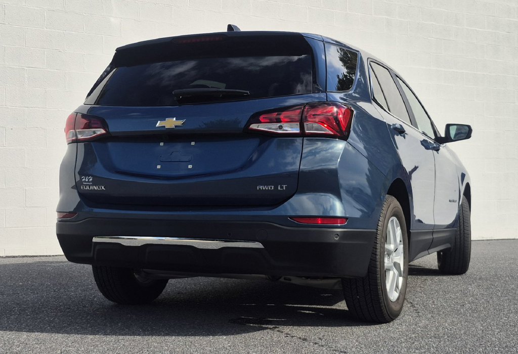 Used 2024 Chevrolet Equinox LT AWD/4WD image 15