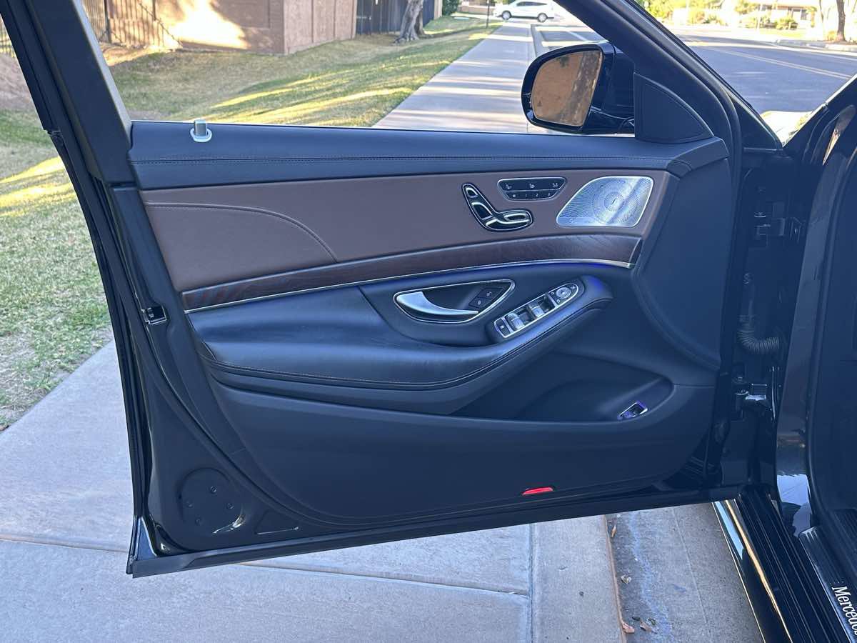 Used 2019 Mercedes-Benz S 560 Sedan image 55