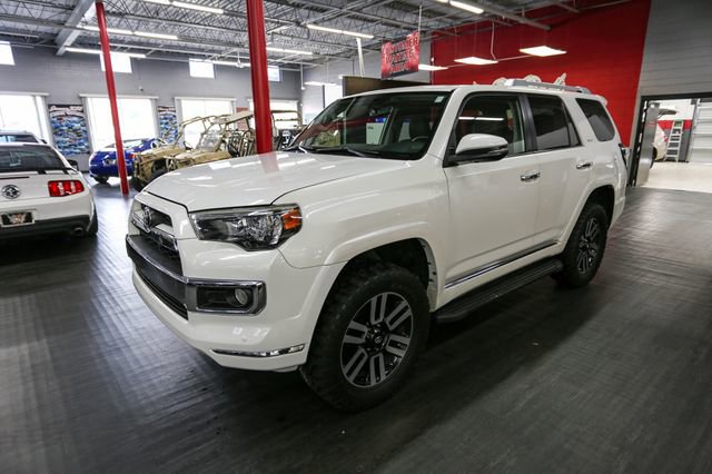 Used 2019 Toyota 4Runner Limited AWD/4WD image 2