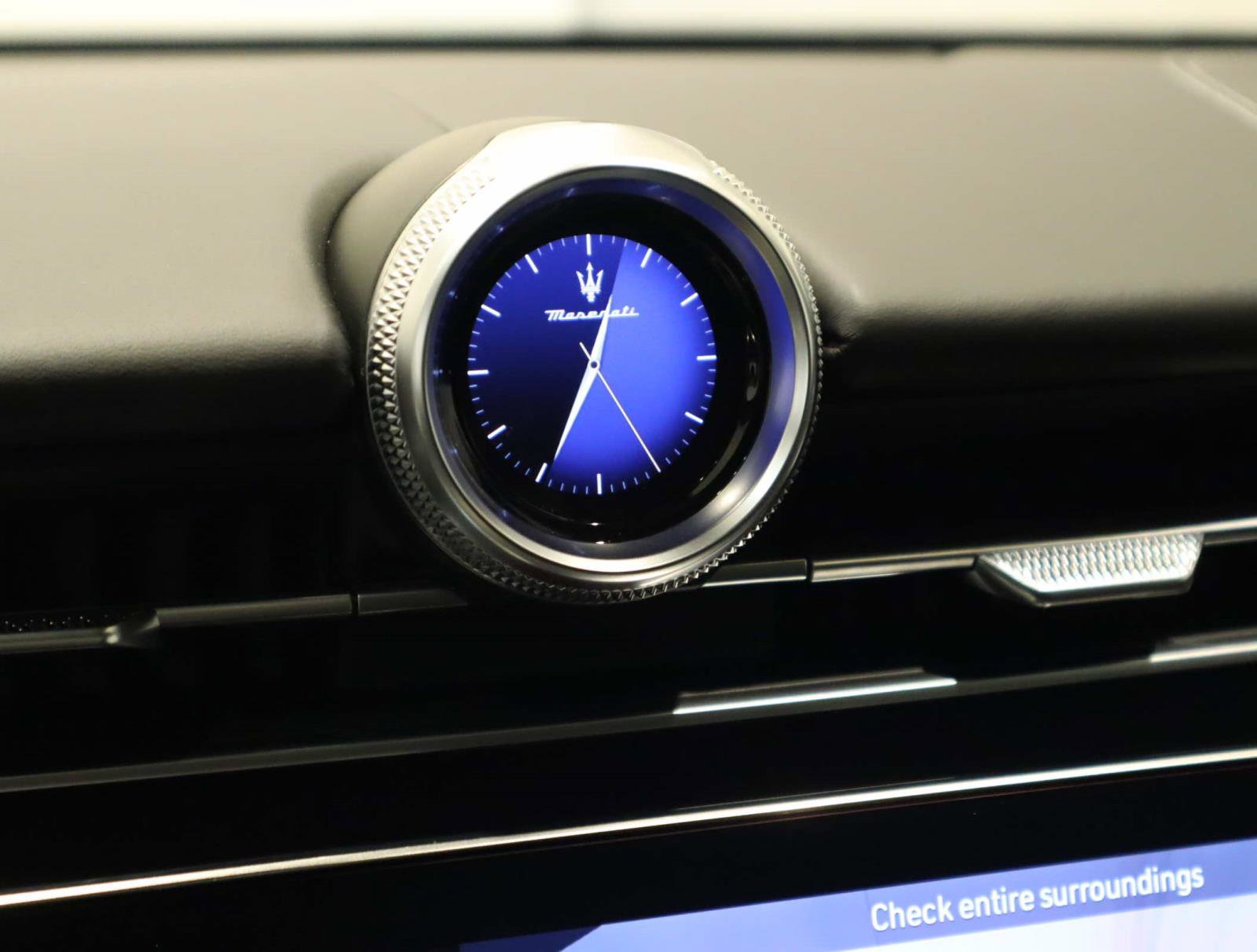 New 2025 Maserati Grecale Modena image 38