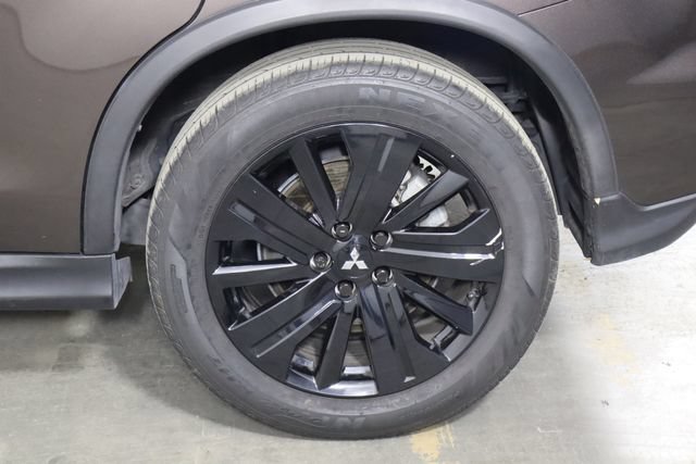 Used 2024 Mitsubishi Outlander Sport LE AWD/4WD image 28