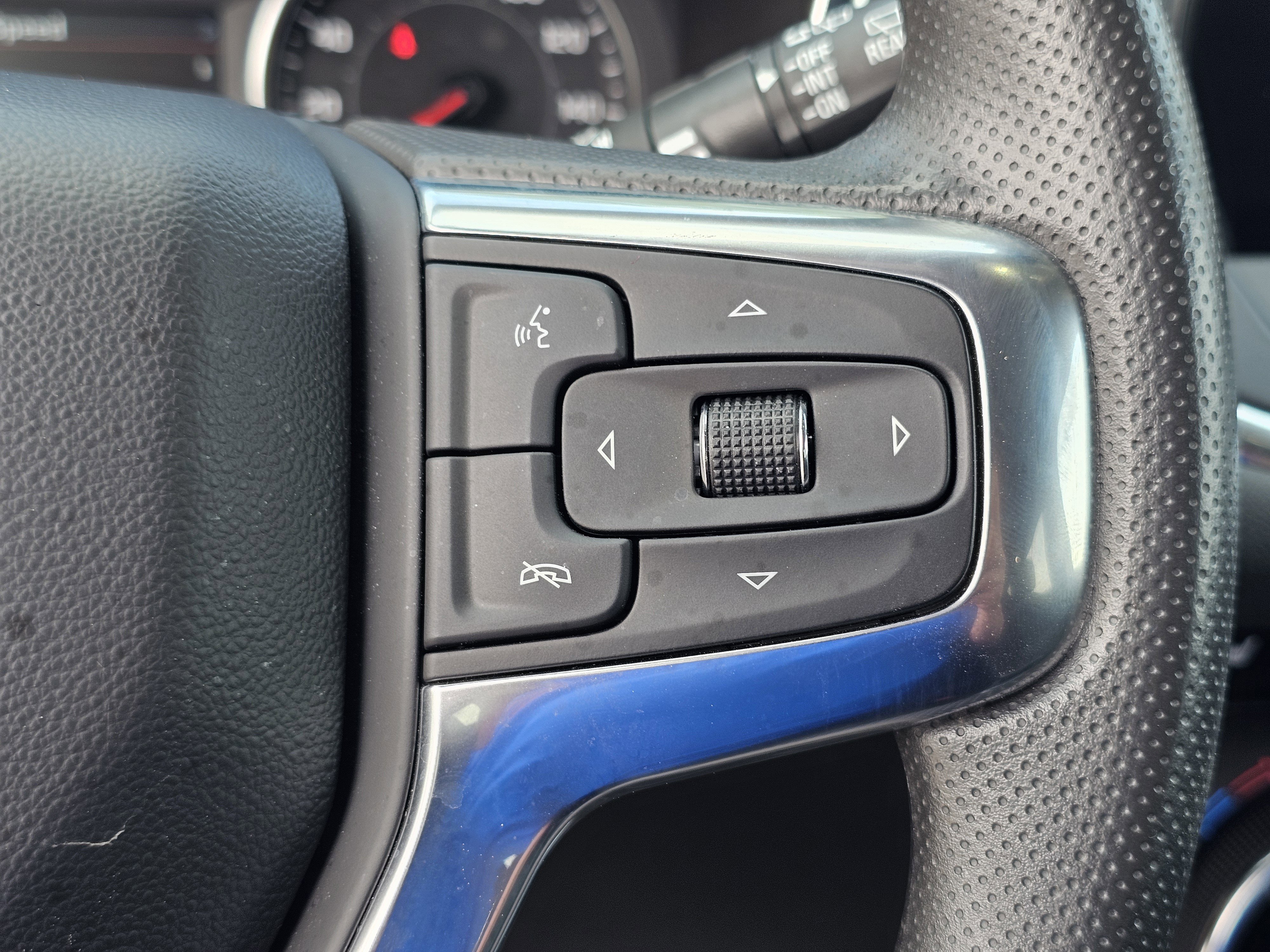 Used 2024 Chevrolet Blazer LT w/ Convenience Package image 22