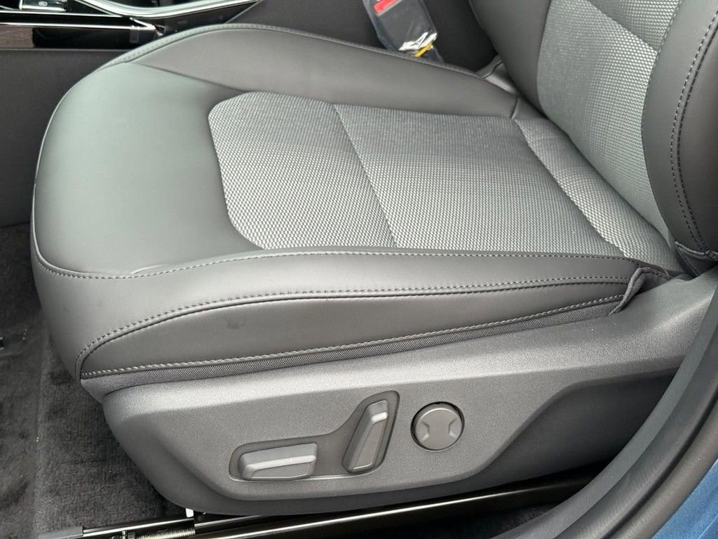 New 2026 Kia Niro EX image 20