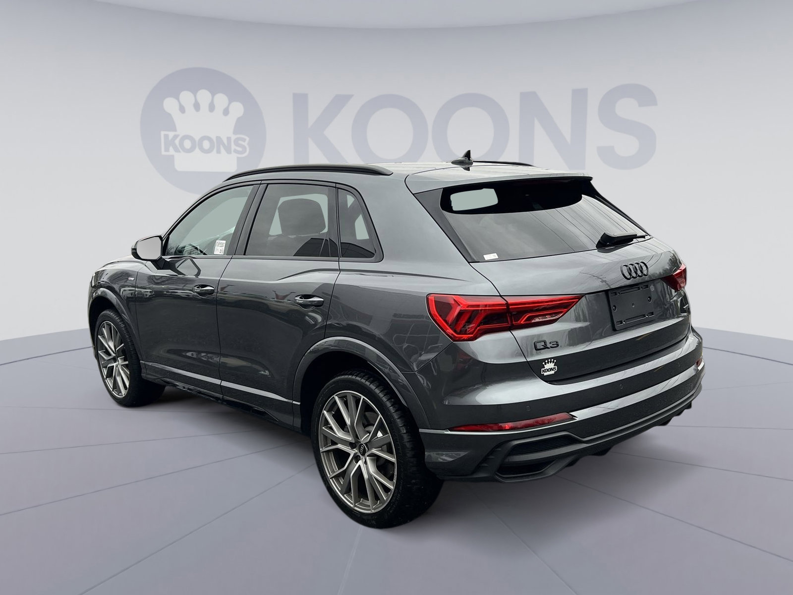 Used 2025 Audi Q3 2.0T Premium Plus w/ Premium Plus Package image 4