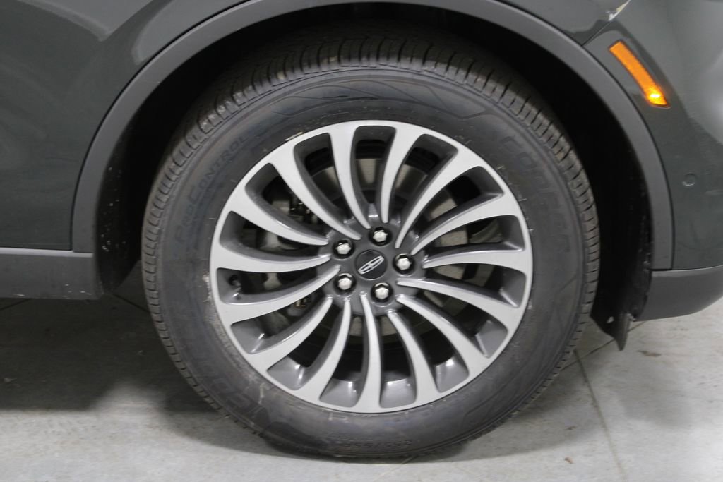 Used 2023 Lincoln Aviator Reserve w/ Equipment Group 201A AWD/4WD image 13