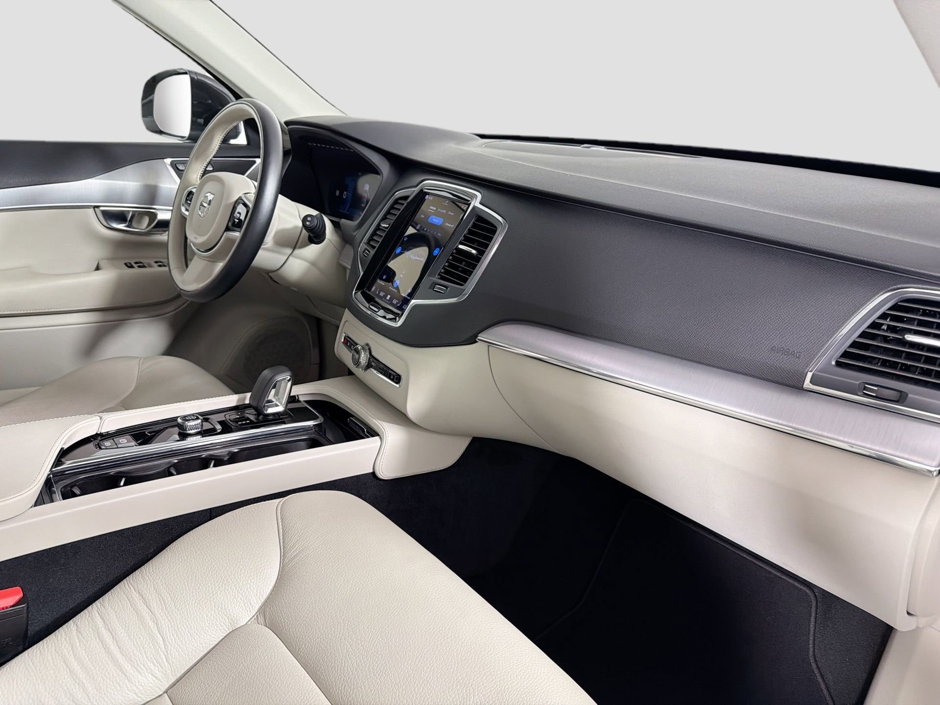 Certified 2023 Volvo XC90 B5 Core image 31