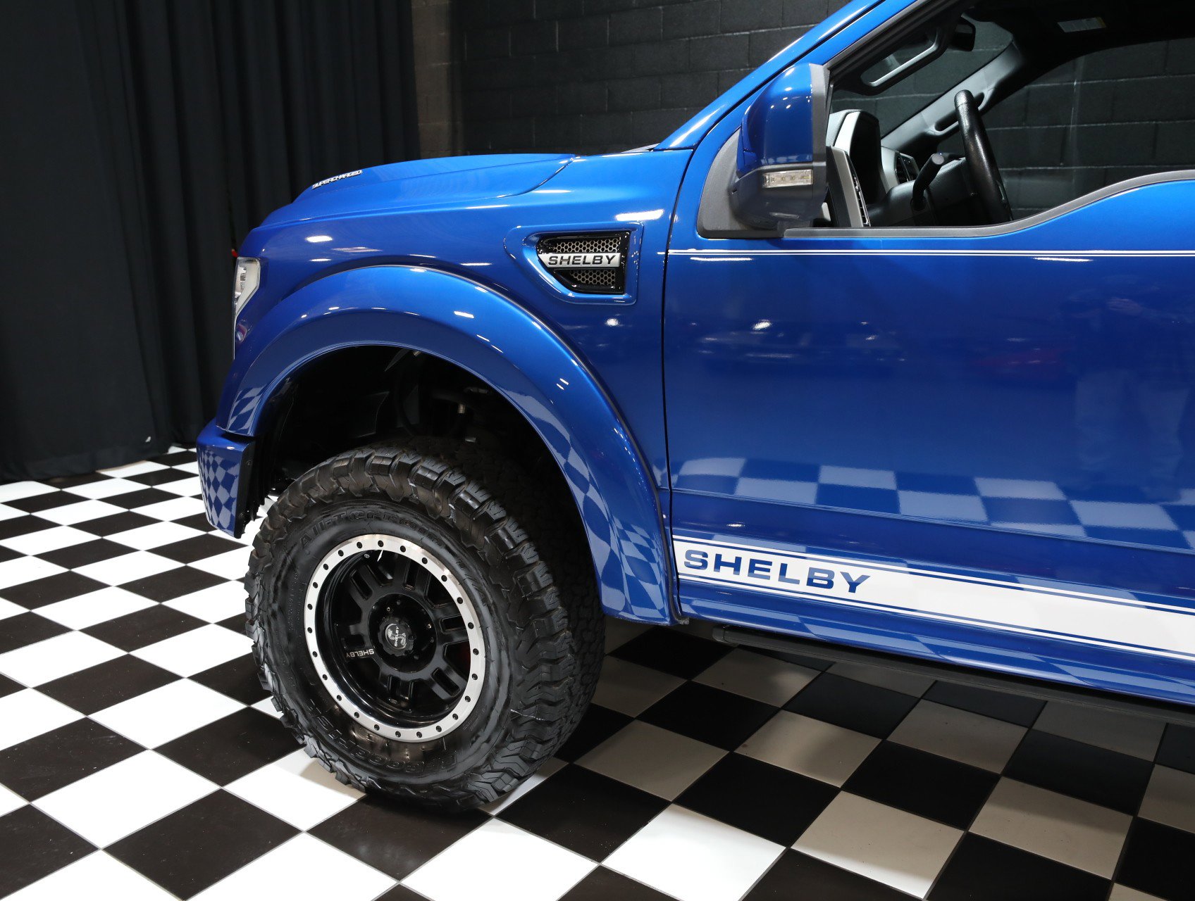 Used 2017 Ford F150 Lariat w/ Equipment Group 502A Luxury image 28