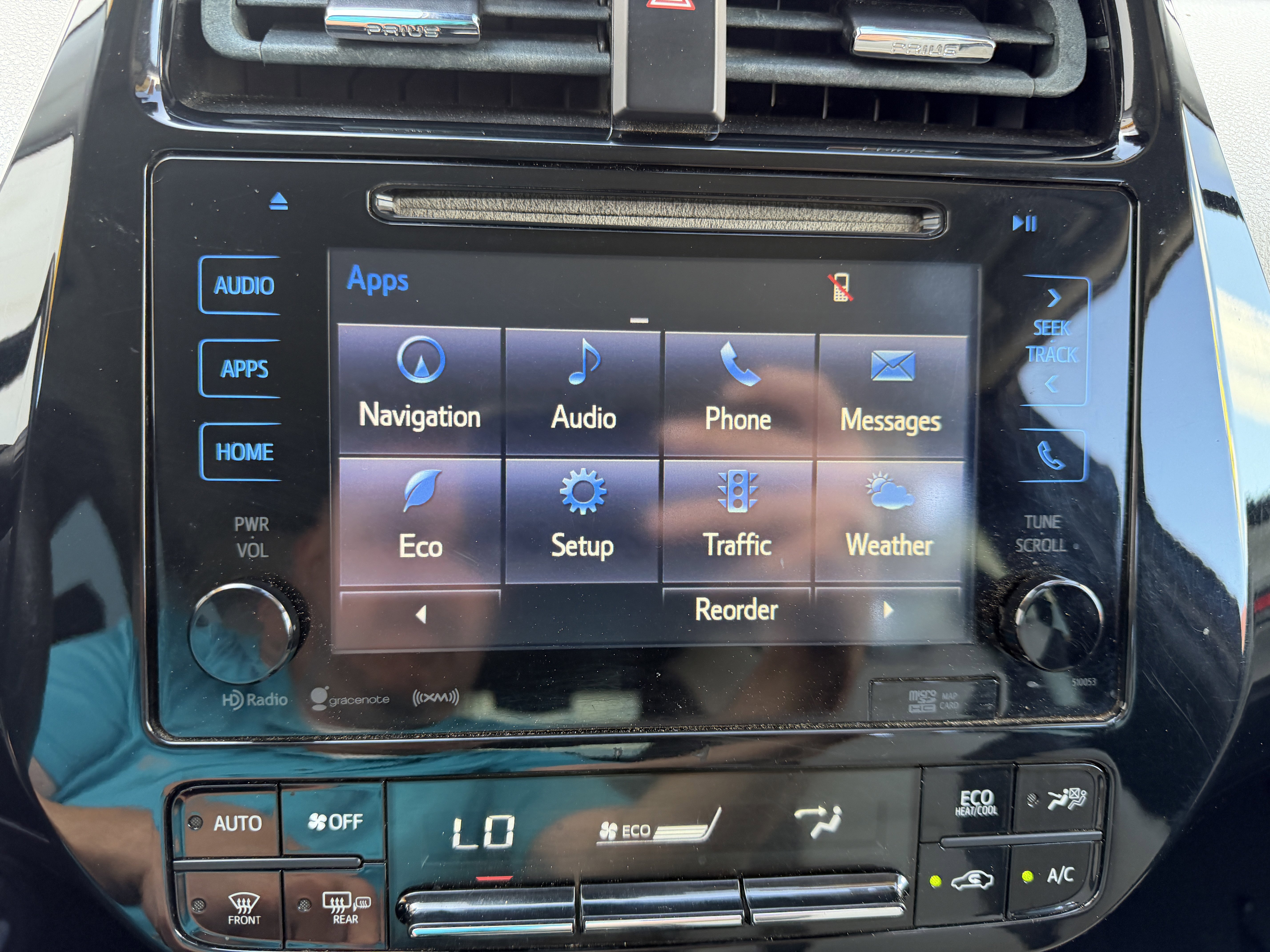 Used 2016 Toyota Prius Four Touring FWD image 19