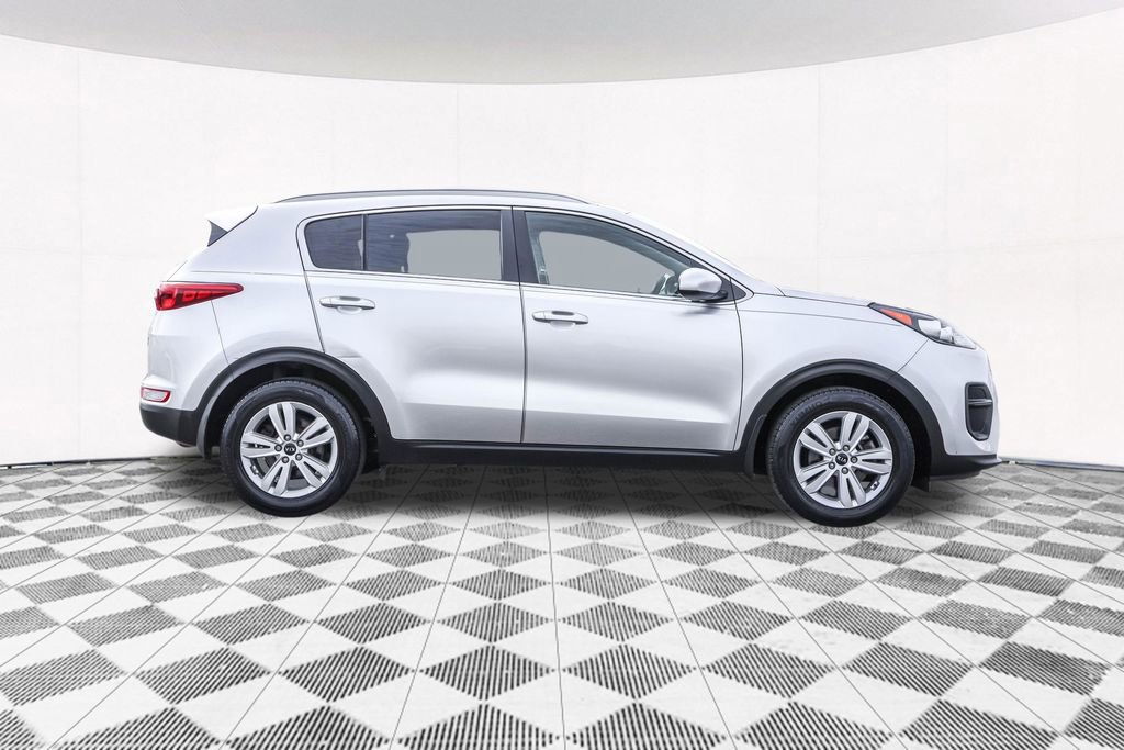 Used 2019 Kia Sportage LX w/ LX Popular Package image 11