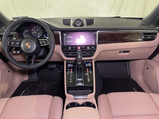 New 2026 Porsche Macan image 25