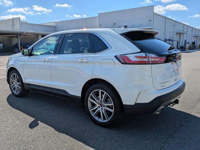 Used 2023 Ford Edge Titanium w/ Class II Trailer Tow Package image 5