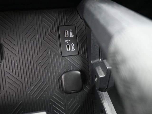 Used 2024 Toyota Tacoma TRD Off-Road image 4