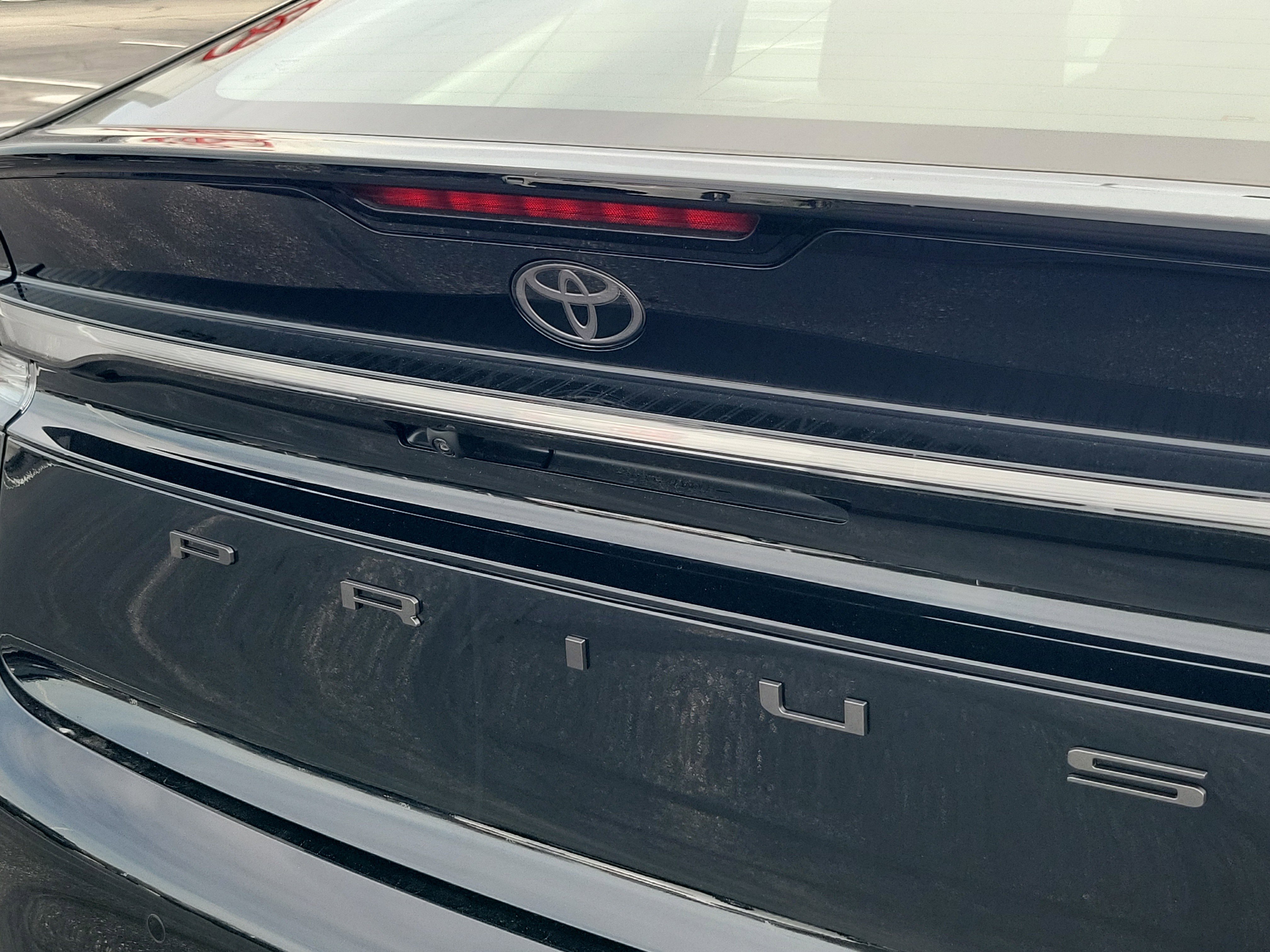 New 2026 Toyota Prius Plug-In Hybrid image 6