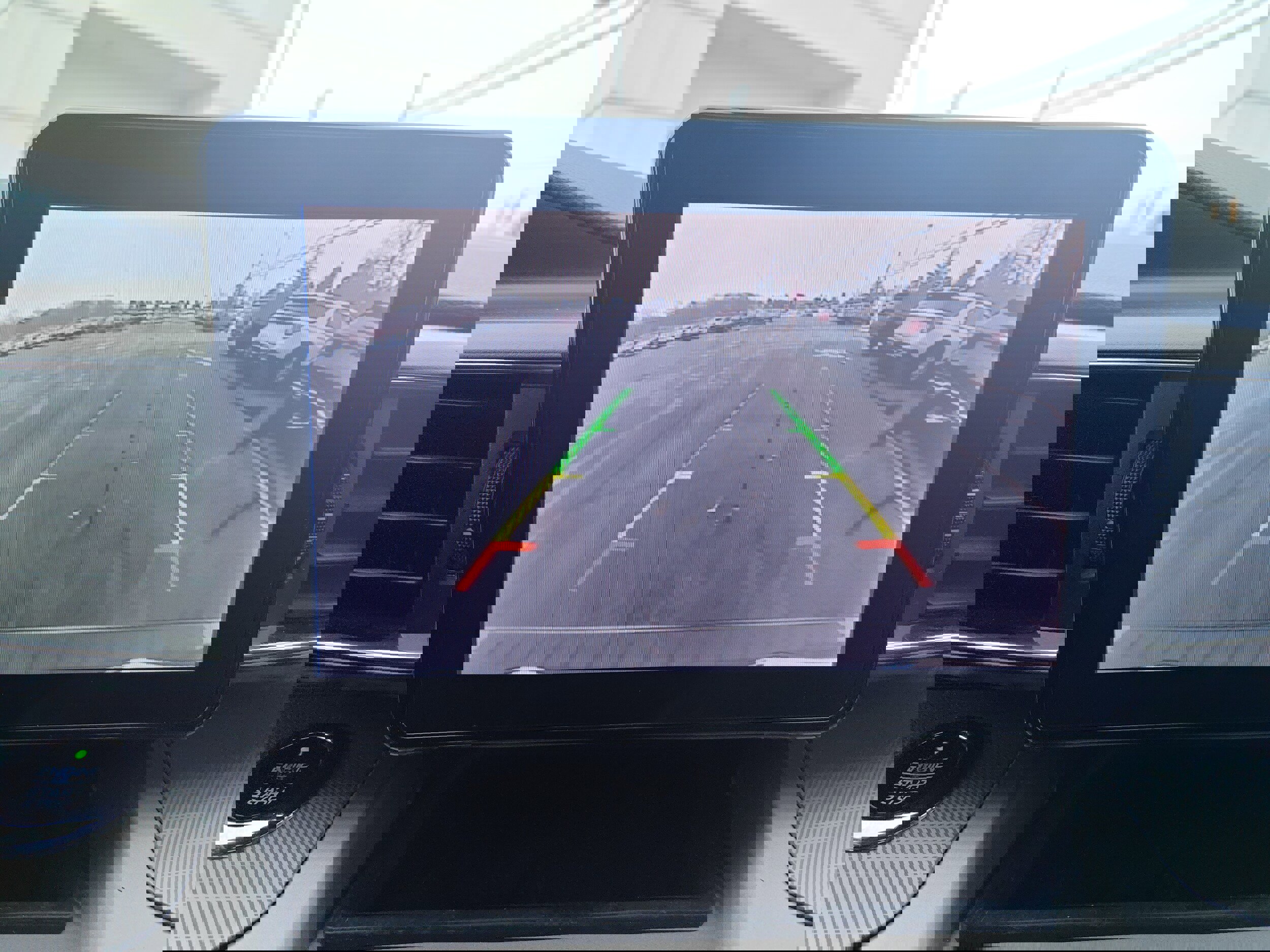 Used 2021 Ford Explorer XLT w/ Equipment Group 202A image 25