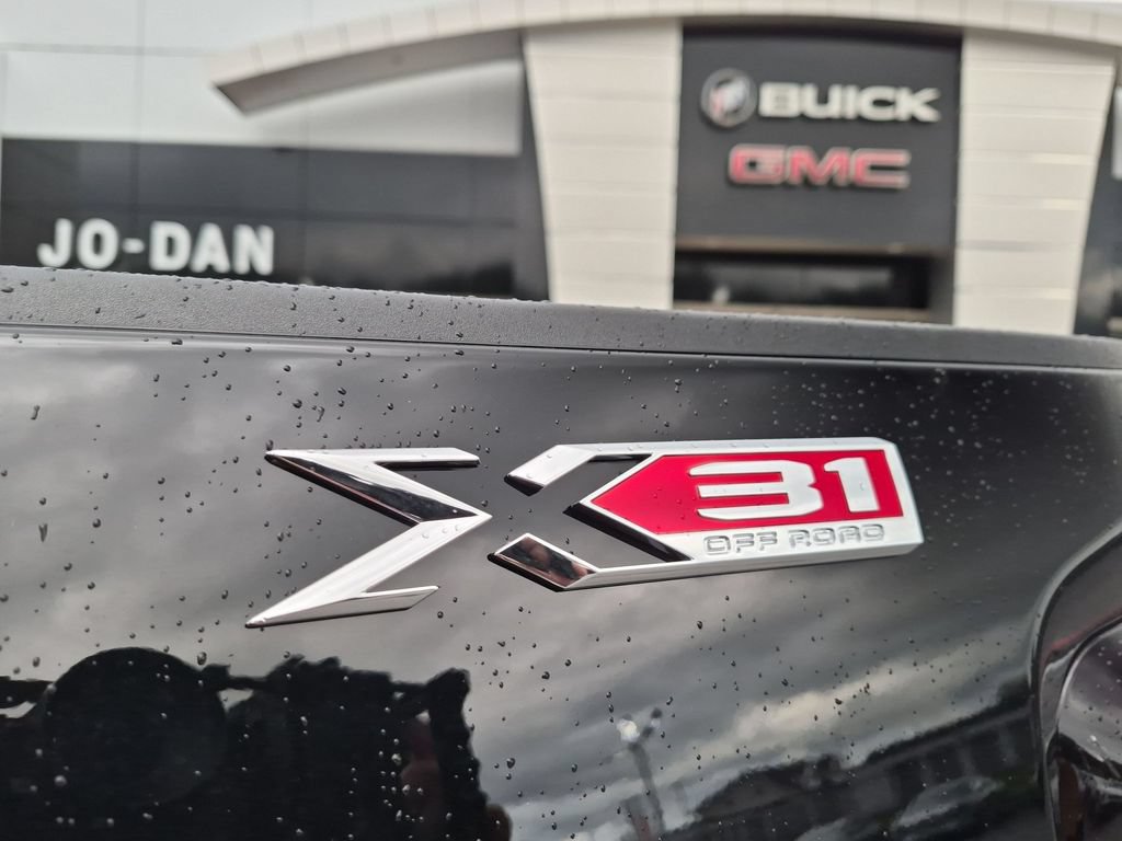 New 2026 GMC Sierra 2500 SLE w/ SLE Value Package; AWD/4WD image 19