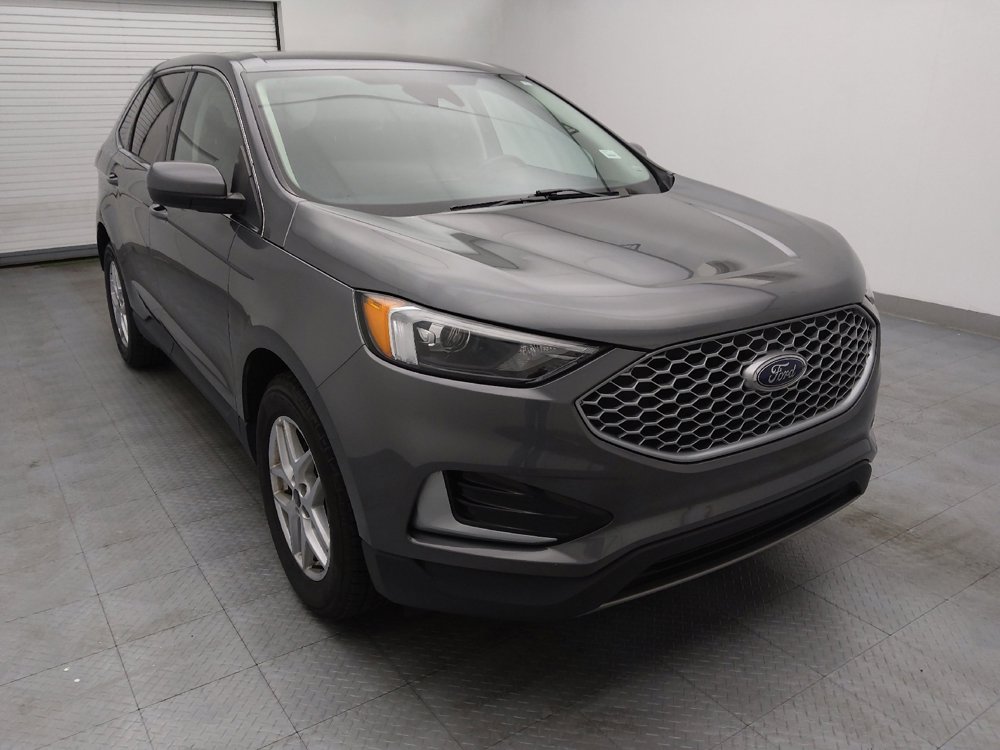 Used 2023 Ford Edge SEL image 13