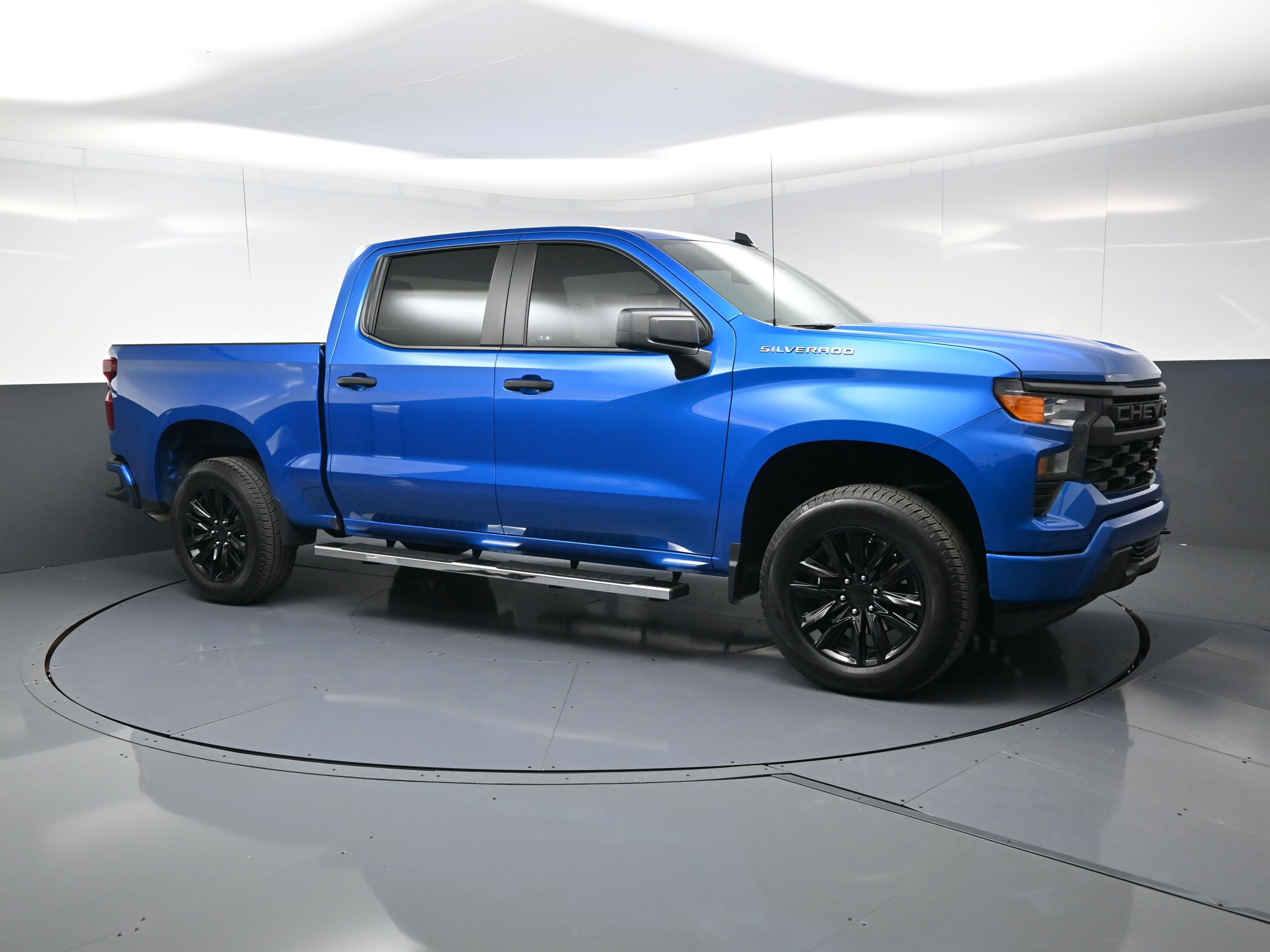 Certified 2024 Chevrolet Silverado 1500 Custom image 2