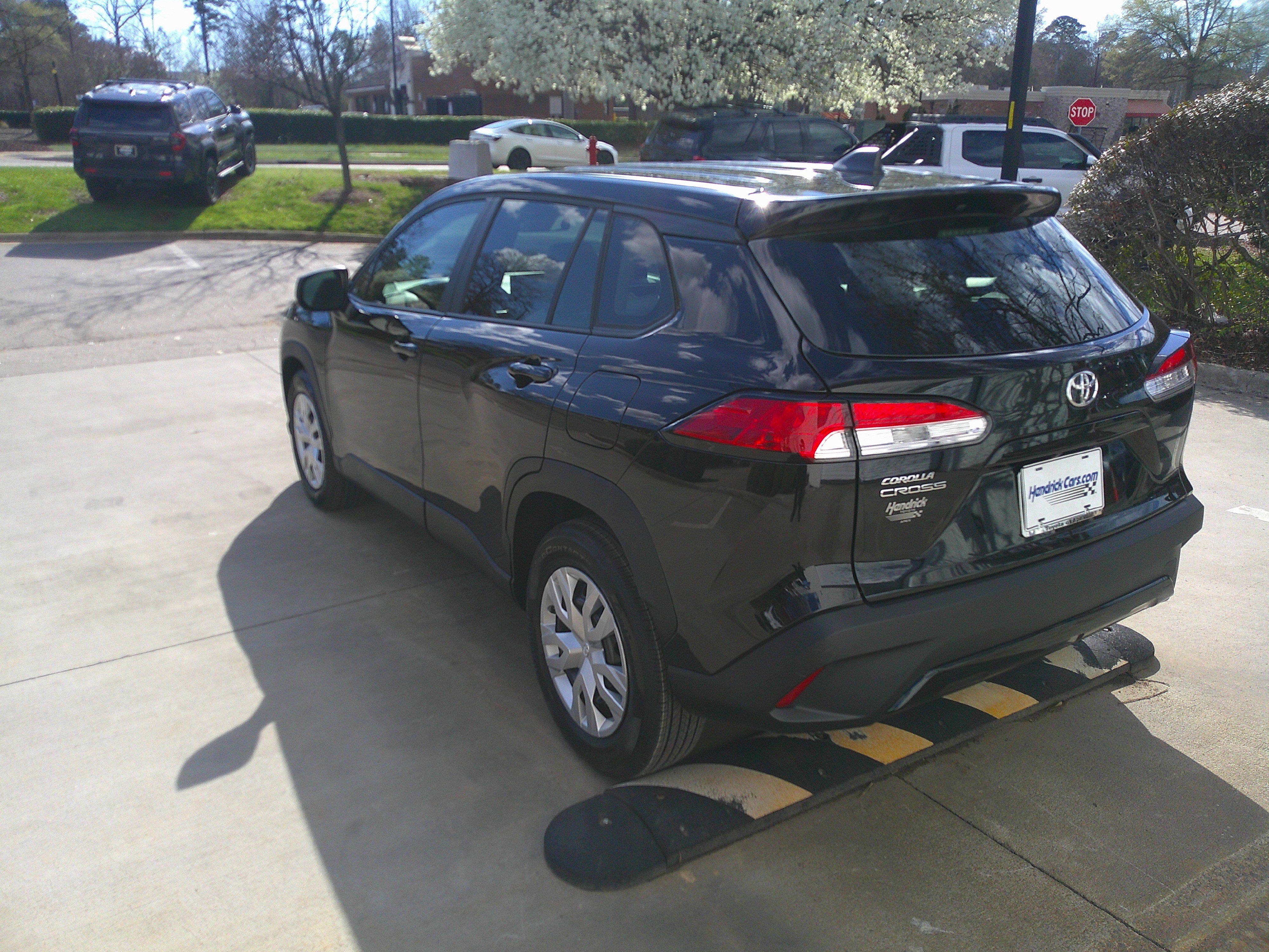 Used 2023 Toyota Corolla Cross L image 9