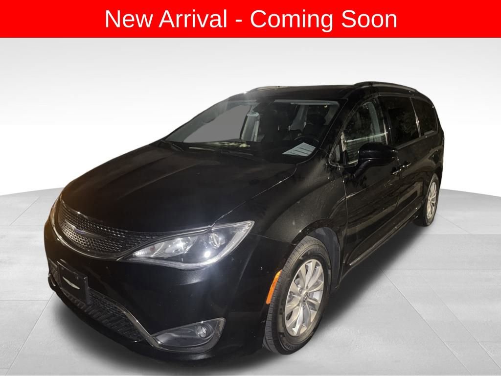 Used 2019 Chrysler Pacifica Touring-L