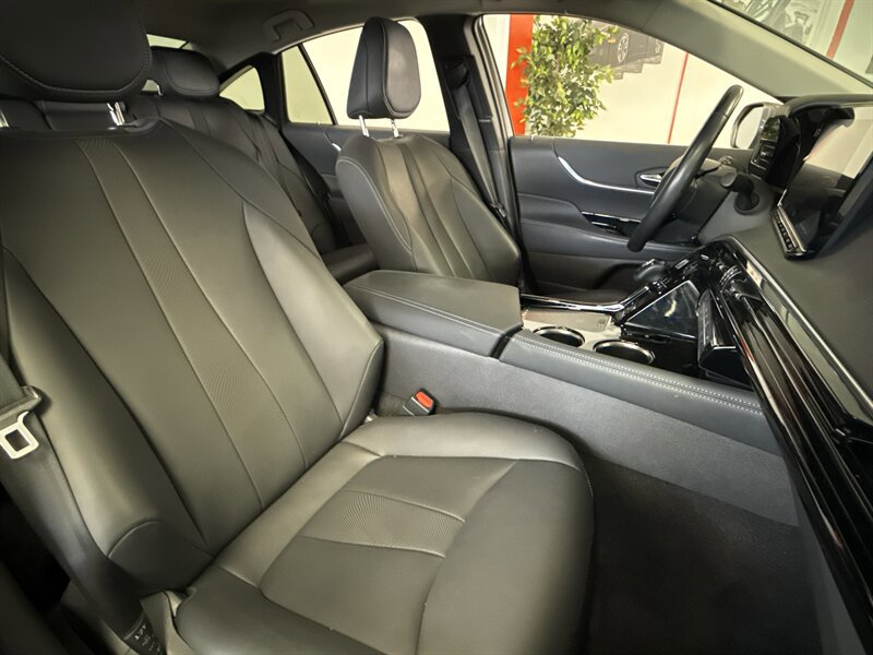 Used 2022 Toyota Mirai w/ Advanced Technology Package RWD image 14