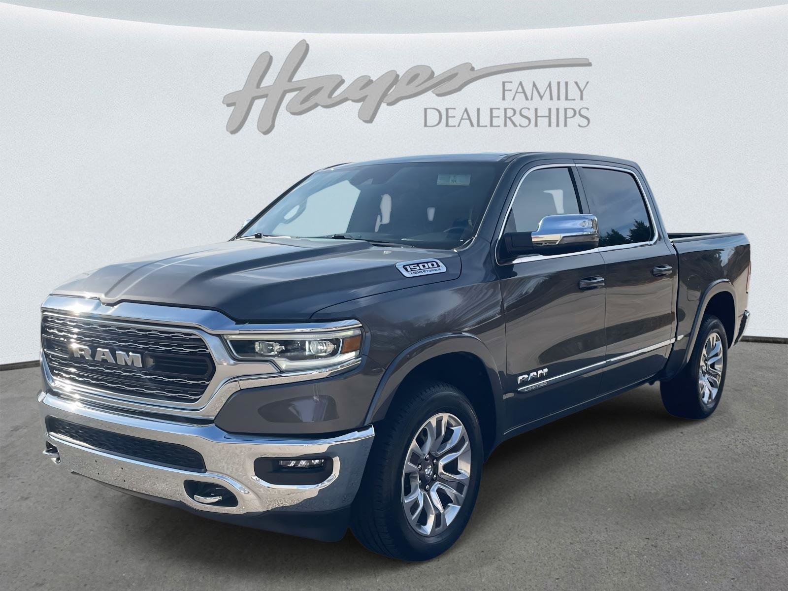 Used 2024 RAM 1500 Limited image 9