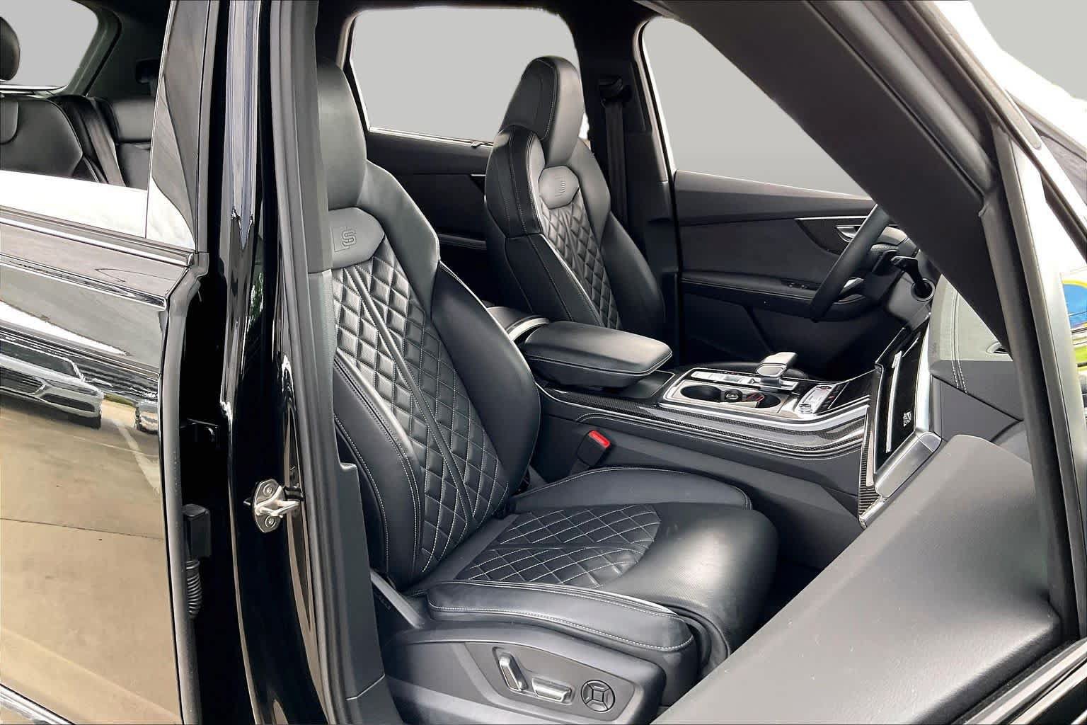 Used 2023 Audi SQ7 Prestige w/ Prestige Package AWD/4WD image 8