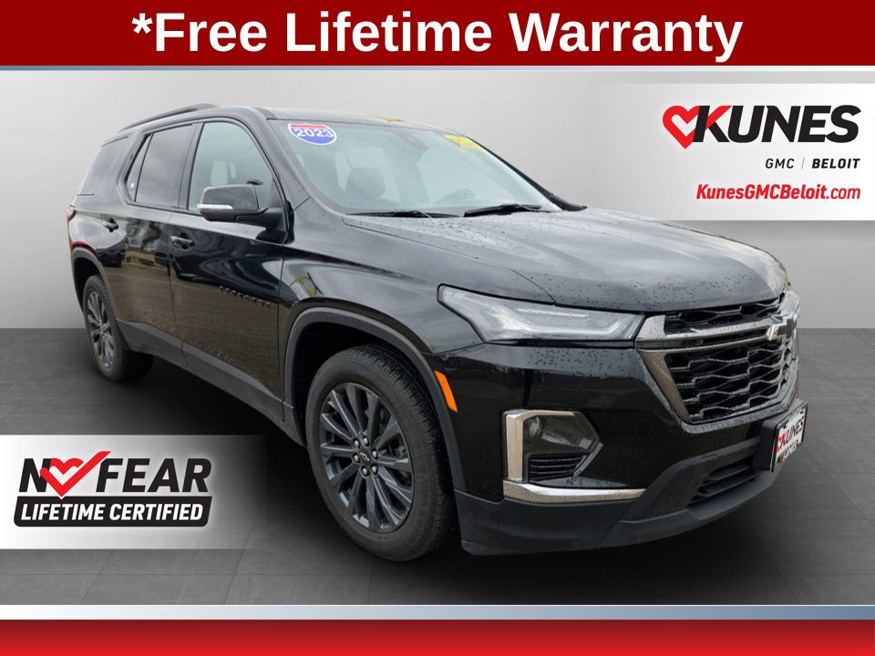 Used 2023 Chevrolet Traverse RS