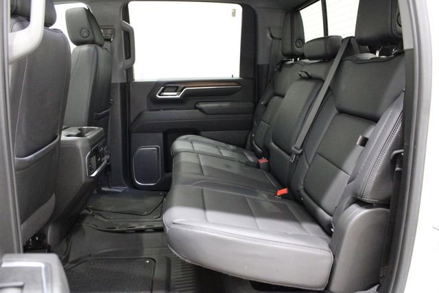 Used 2024 GMC Sierra 2500 Denali w/ Denali Reserve Package AWD/4WD image 16