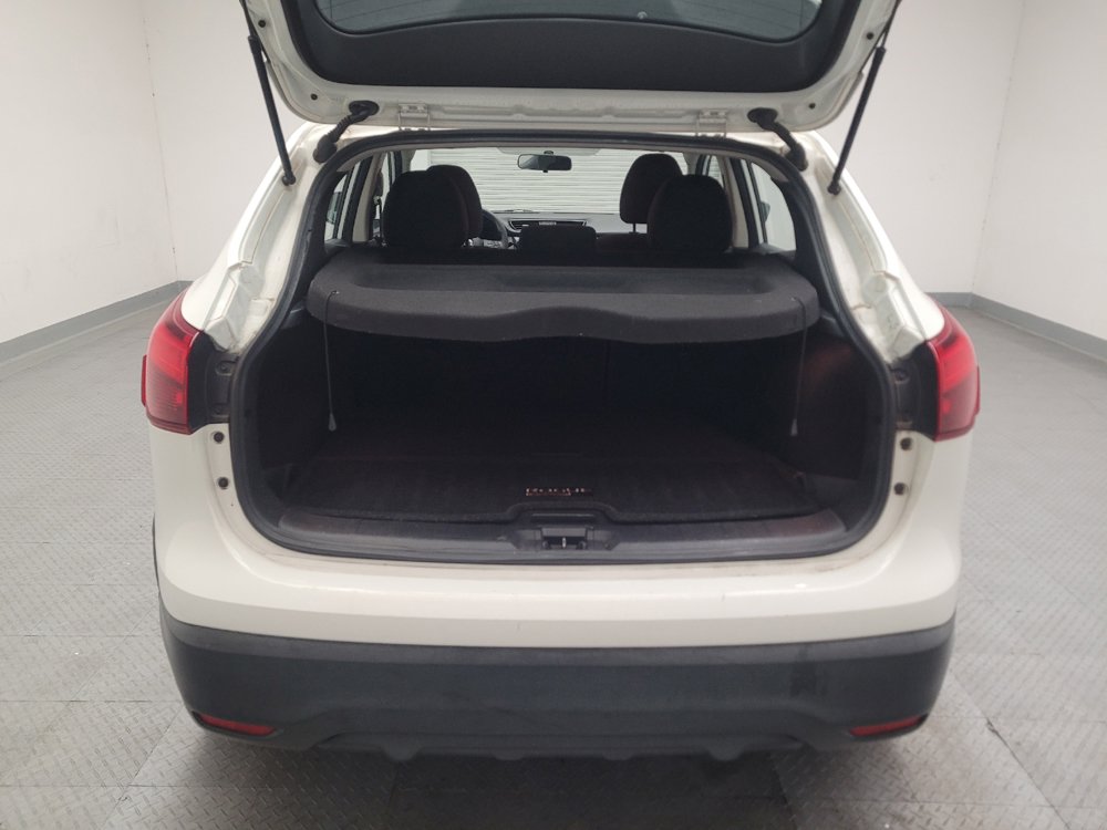 Used 2019 Nissan Rogue Sport S FWD image 29