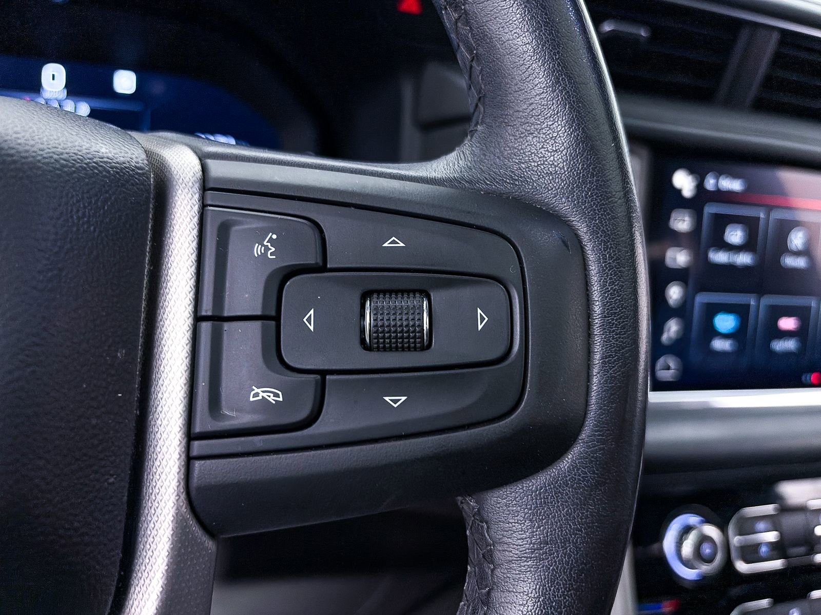 Used 2022 GMC Yukon Denali image 36