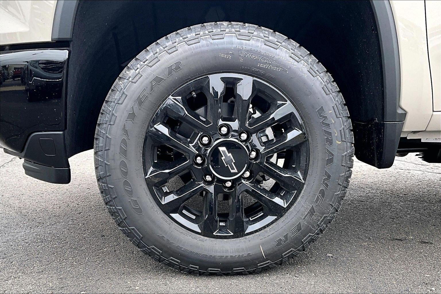 New 2026 Chevrolet Silverado 2500 Custom w/ Custom Convenience Package image 12