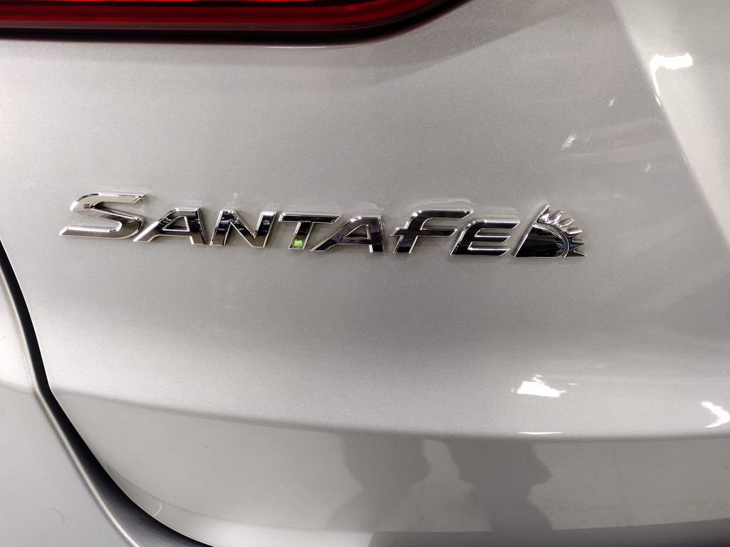 Used 2018 Hyundai Santa Fe Sport w/ 2.0T Ultimate Tech Package 05 FWD image 16