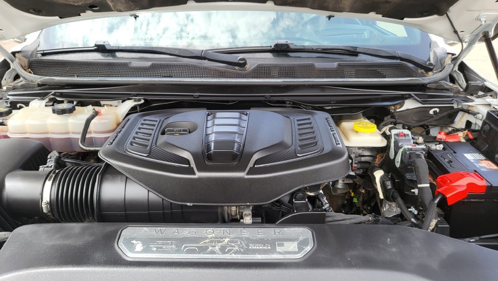 Used 2024 Jeep Wagoneer Series III AWD/4WD image 44