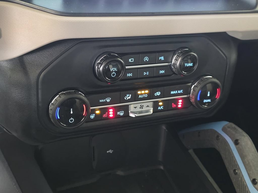 Used 2022 Ford Bronco Wildtrak AWD/4WD image 26