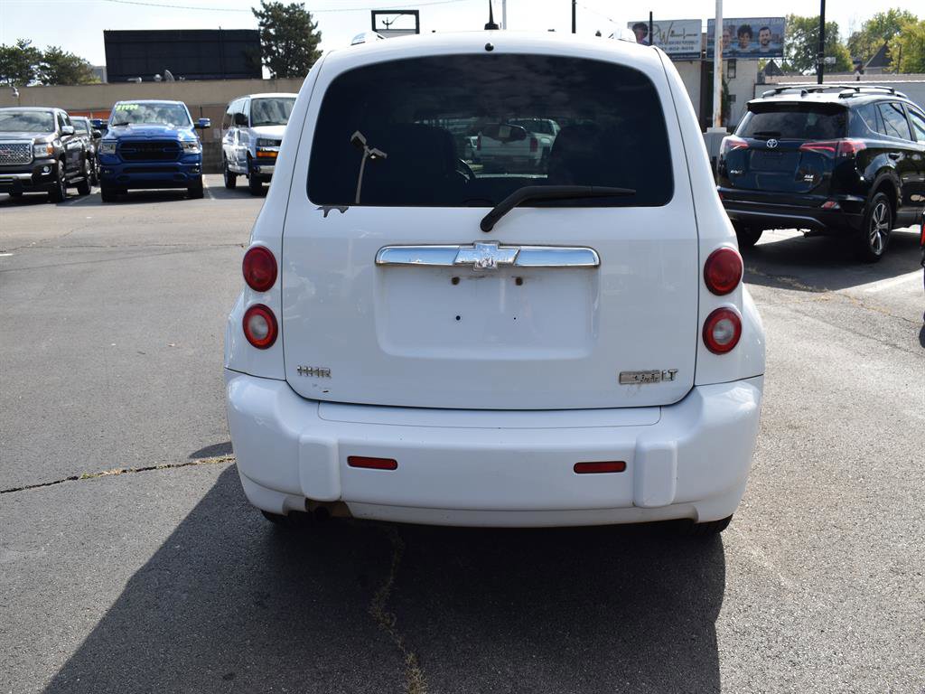 Used 2011 Chevrolet HHR LT image 8