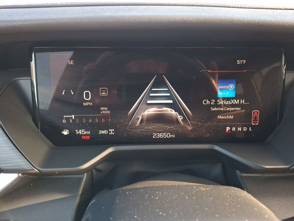 Used 2024 GMC Acadia Elevation image 16