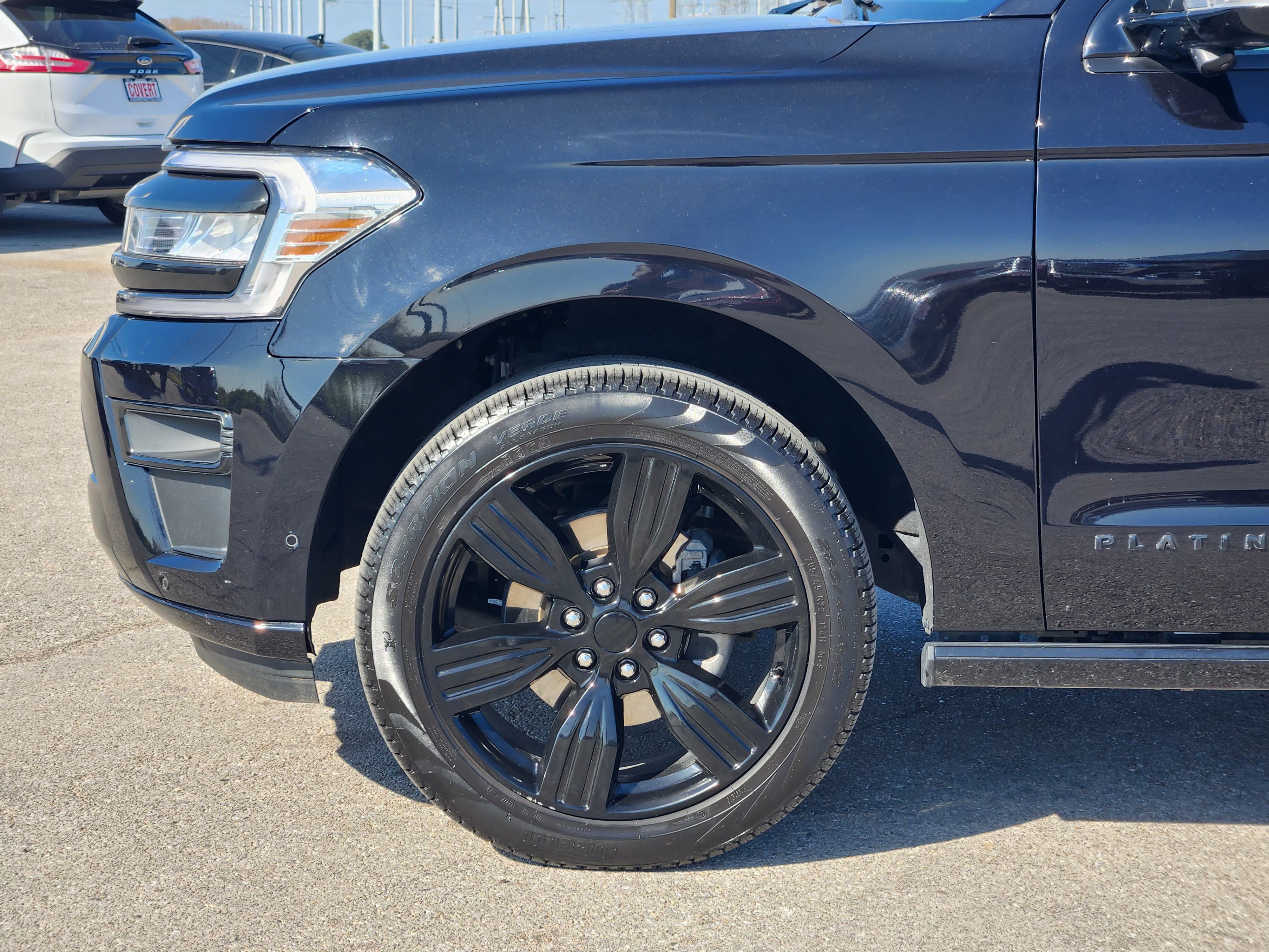 Used 2024 Ford Expedition Max Platinum AWD/4WD image 9