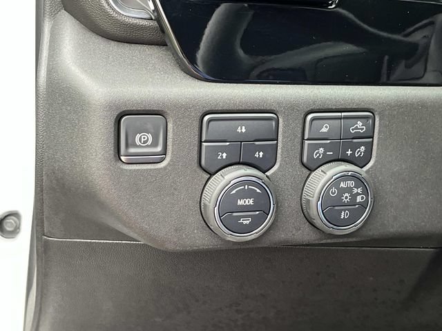 Used 2025 Chevrolet Silverado 2500 LT w/ Safety Package AWD/4WD image 27