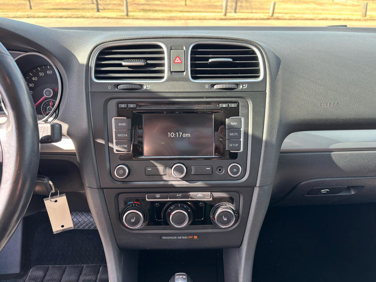 Used 2014 Volkswagen Golf TDI image 16