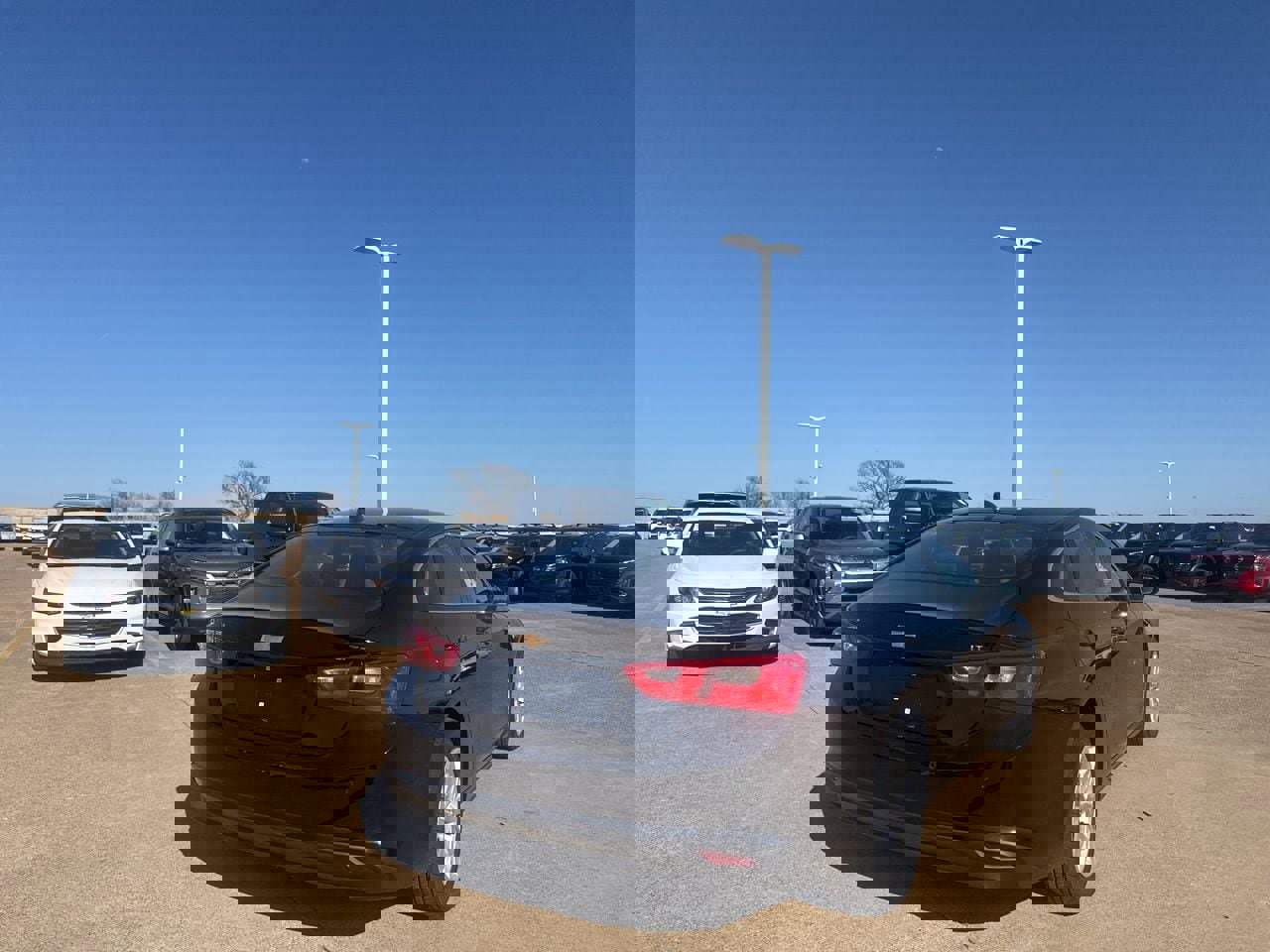 Used 2025 Chevrolet Malibu LT image 23