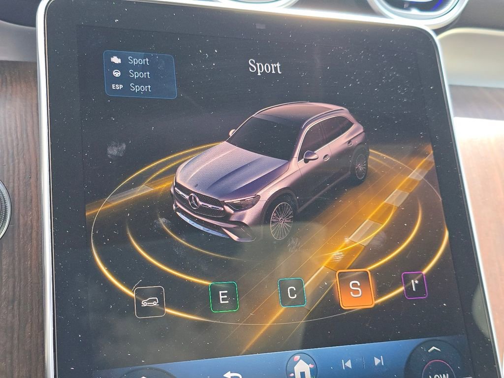 Certified 2026 Mercedes-Benz GLC 300 4MATIC image 35