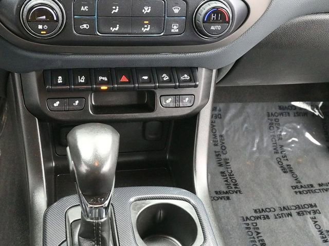 Used 2022 Chevrolet Colorado Z71 w/ Safety Package image 20