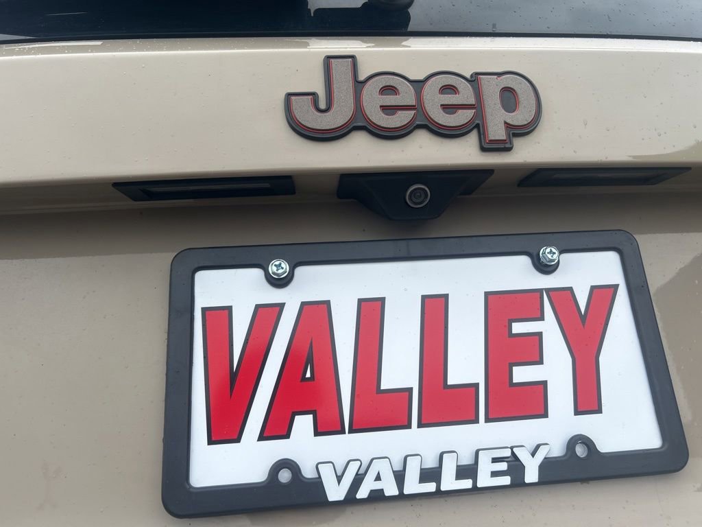 Used 2016 Jeep Renegade 75th Anniversary AWD/4WD image 7