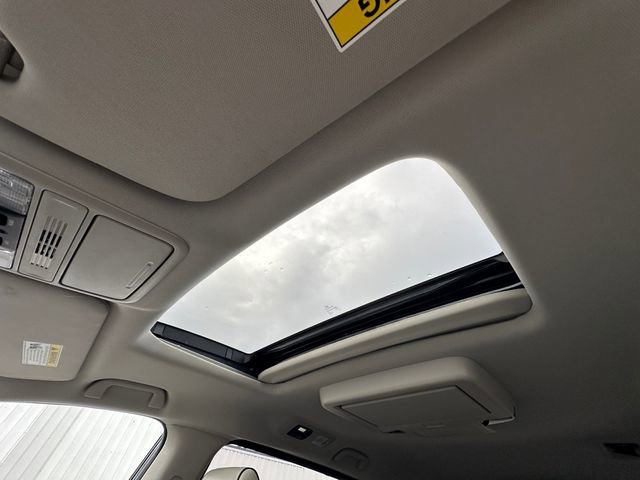 Used 2025 Honda Odyssey Elite image 28